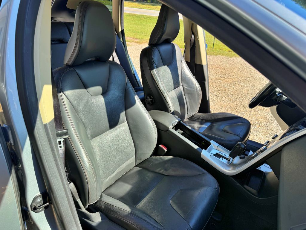 Photo 11 of this VOLVO XC60