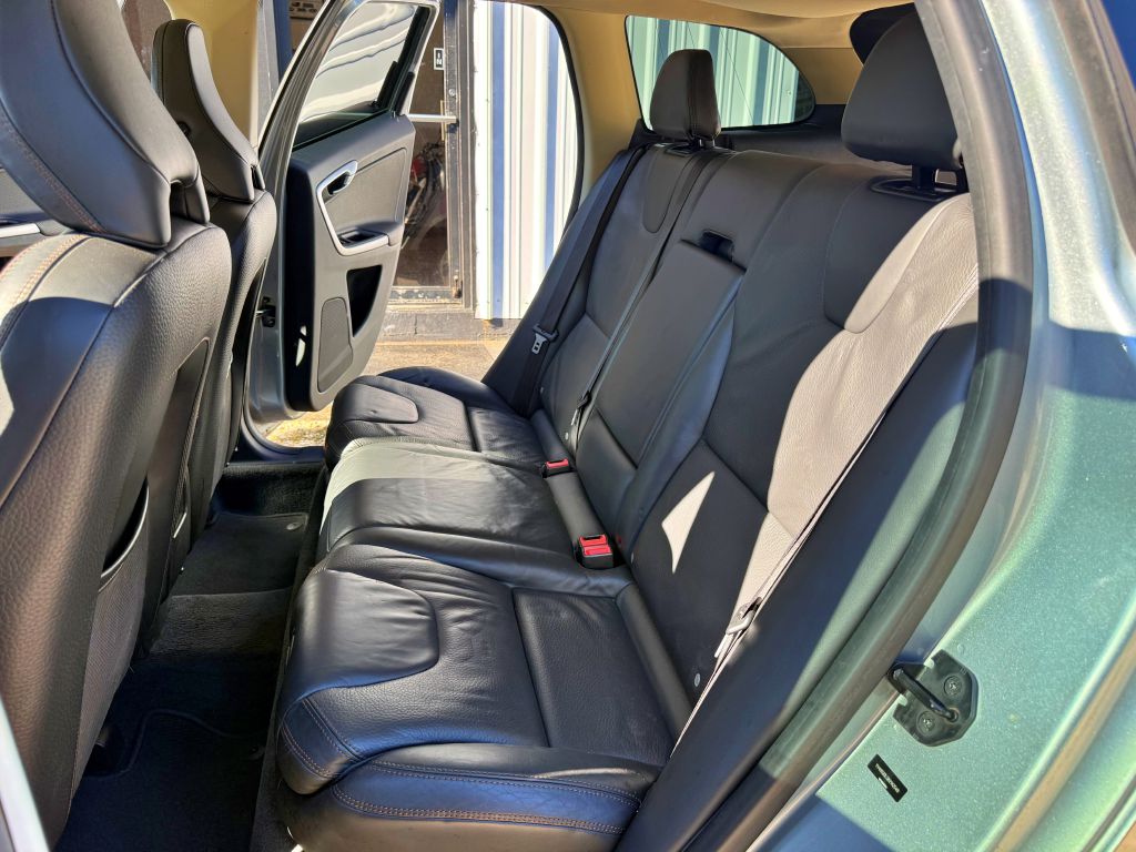 Photo 14 of this VOLVO XC60