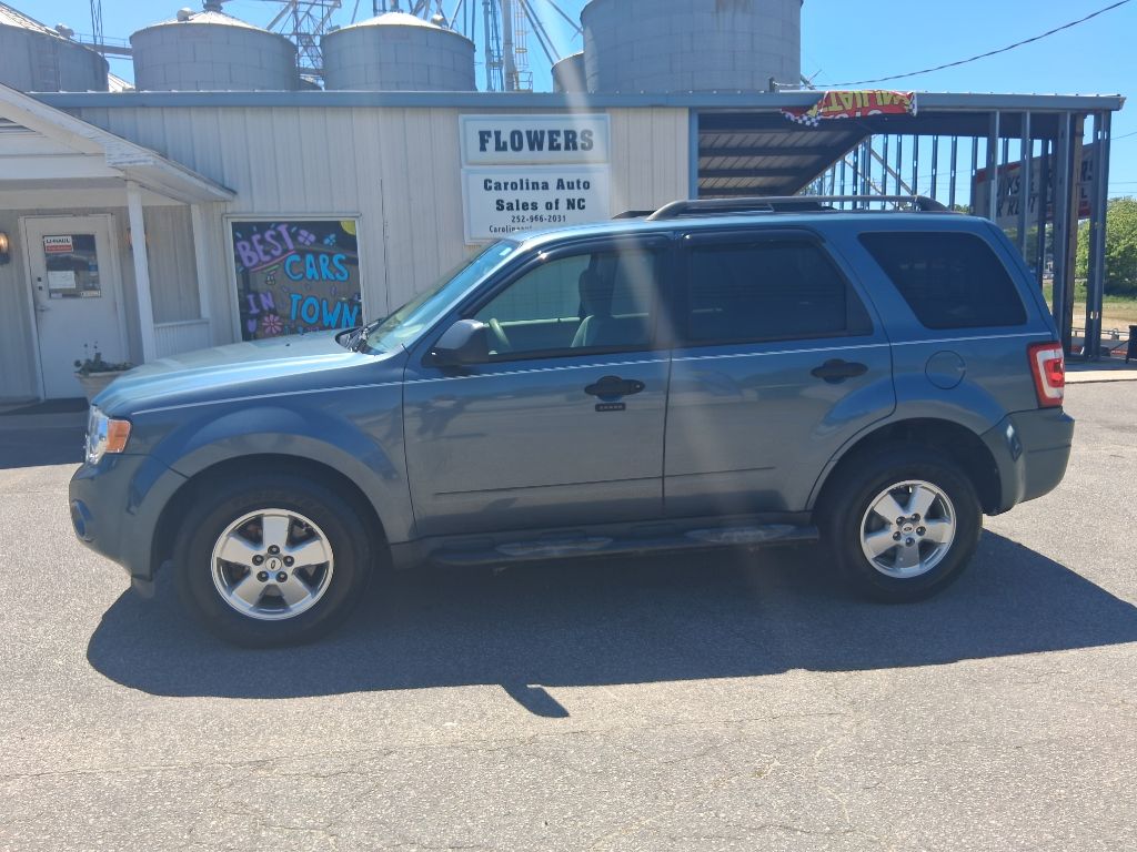 2011 Ford Escape XLT 4WD's photo