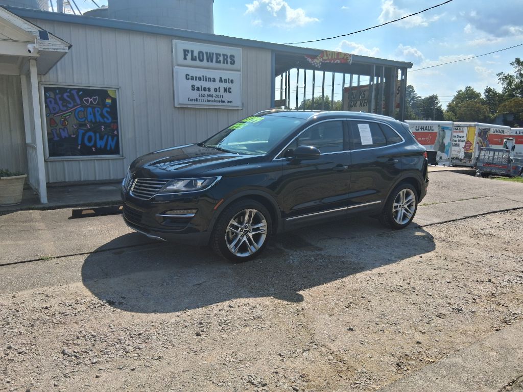 Photo 4 of this LINCOLN MKC