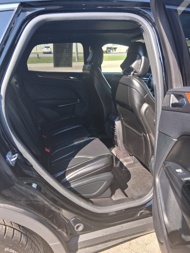 Photo 15 of this LINCOLN MKC