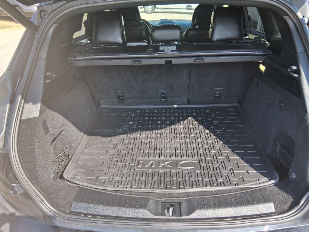 Photo 14 of this LINCOLN MKC