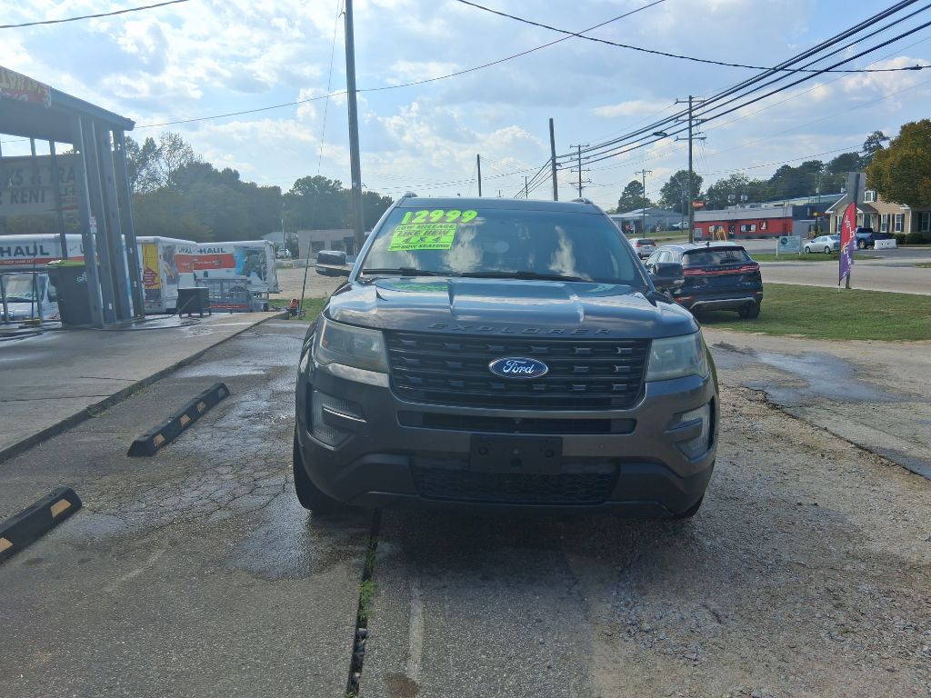 Photo 7 of this FORD EXPLORER