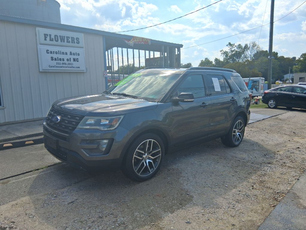 Photo 11 of this FORD EXPLORER