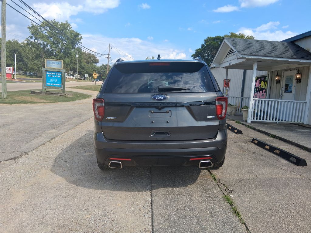 Photo 5 of this FORD EXPLORER