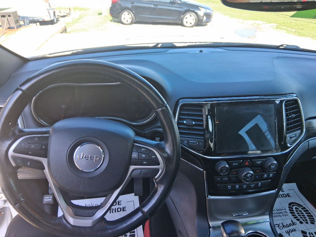 Photo 16 of this JEEP GRAND CHEROKEE