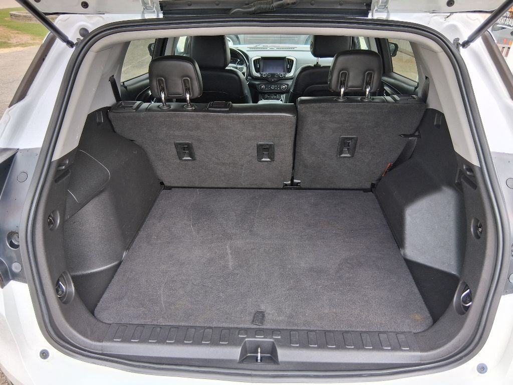 Photo 15 of this GMC TERRAIN