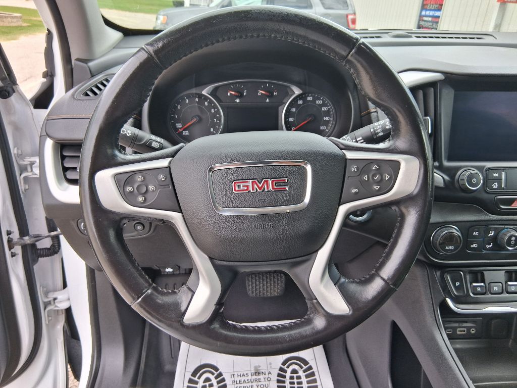 Photo 8 of this GMC TERRAIN