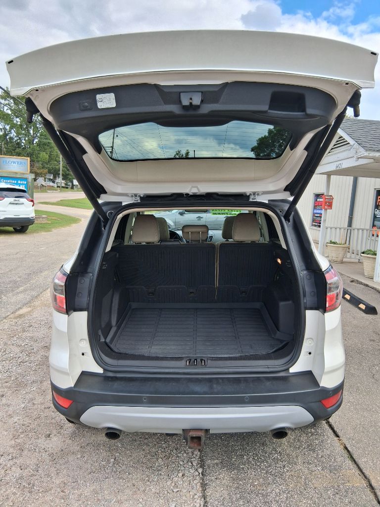 Photo 9 of this FORD ESCAPE