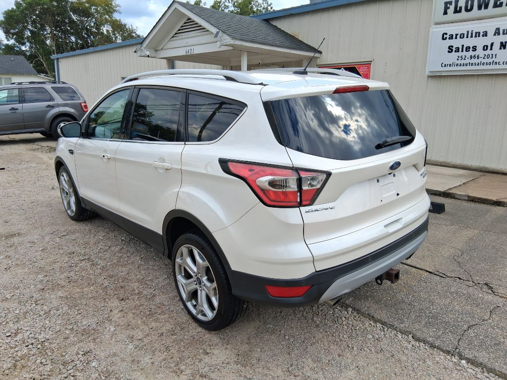Photo 5 of this FORD ESCAPE