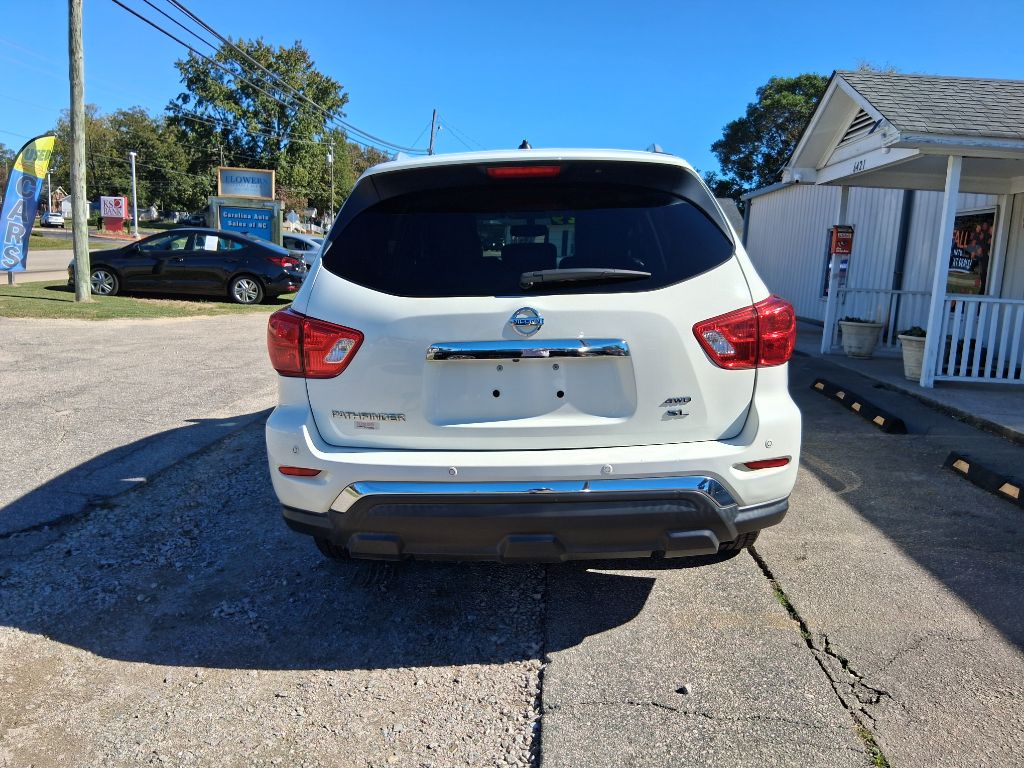 Photo 3 of this NISSAN PATHFINDER
