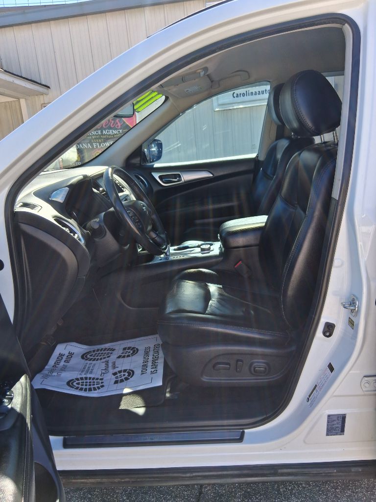 Photo 19 of this NISSAN PATHFINDER