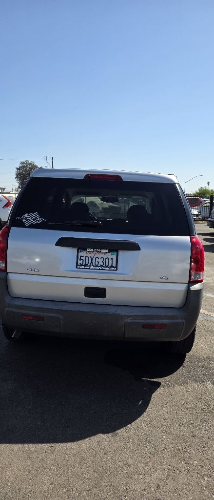 Silver 2003 Saturn VUE SUV / Crossover Front-Wheel Drive Automatic
