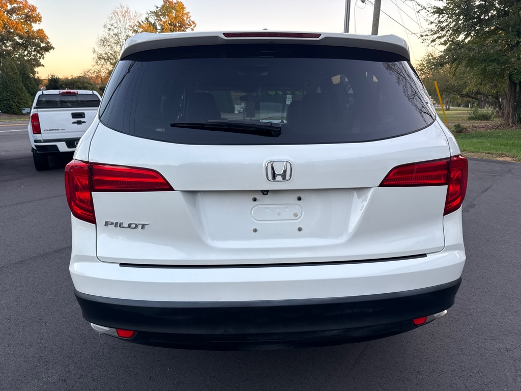 Photo 7 of this HONDA PILOT