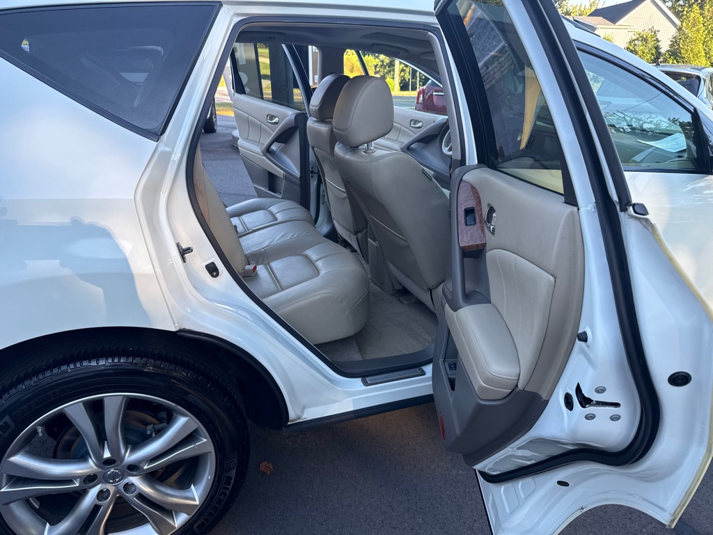 Photo 12 of this NISSAN MURANO