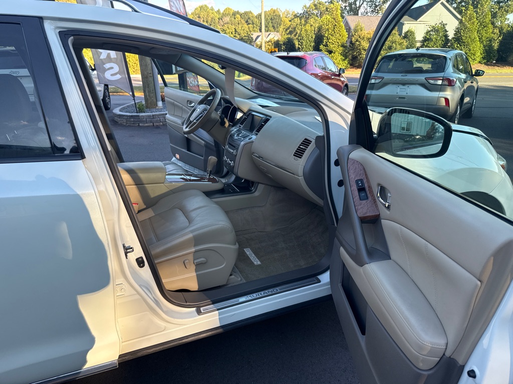 Photo 13 of this NISSAN MURANO