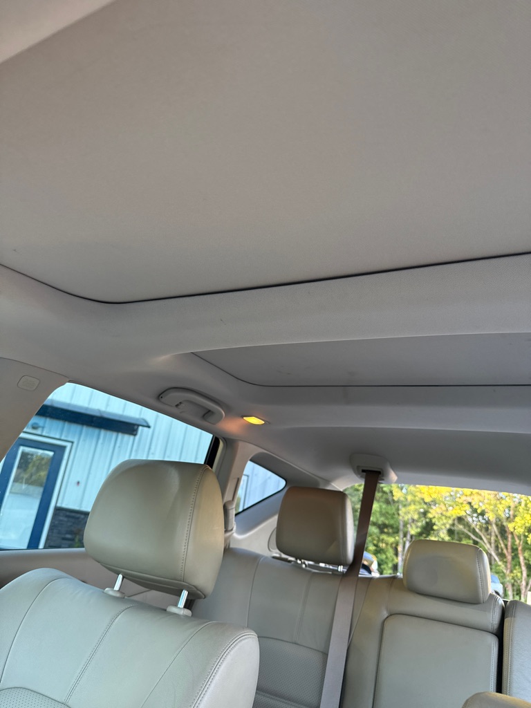 Photo 18 of this NISSAN MURANO