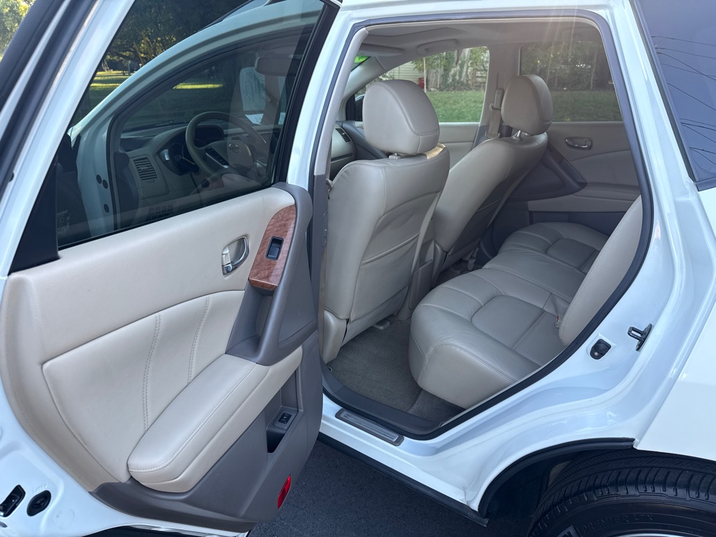 Photo 10 of this NISSAN MURANO