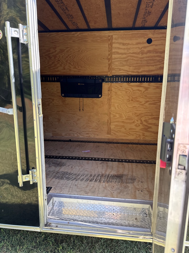 Photo 6 of this FREEDOM 20FT ENCLOSED