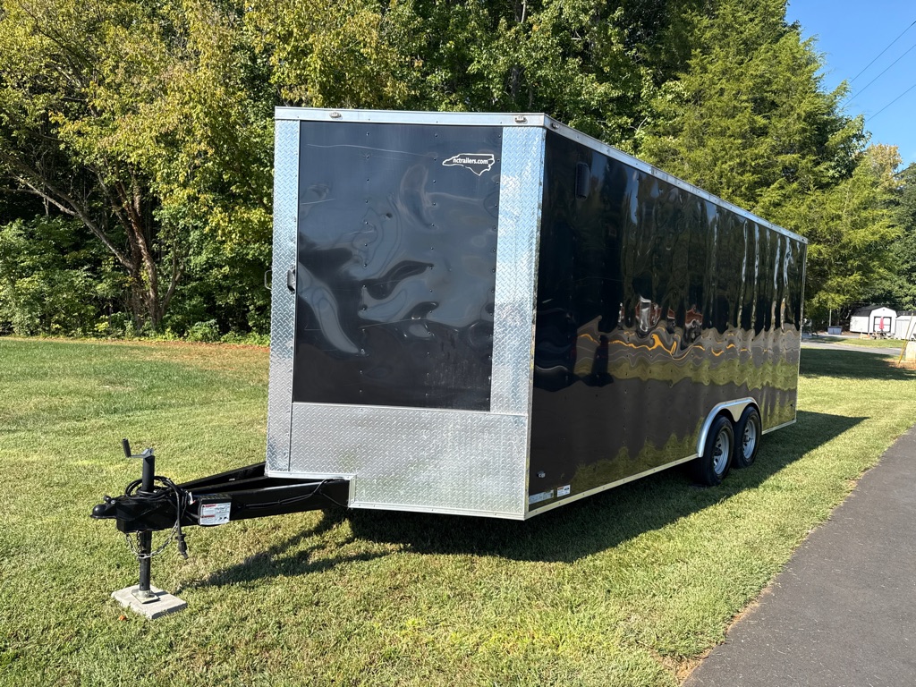 Photo 2 of this FREEDOM 20FT ENCLOSED