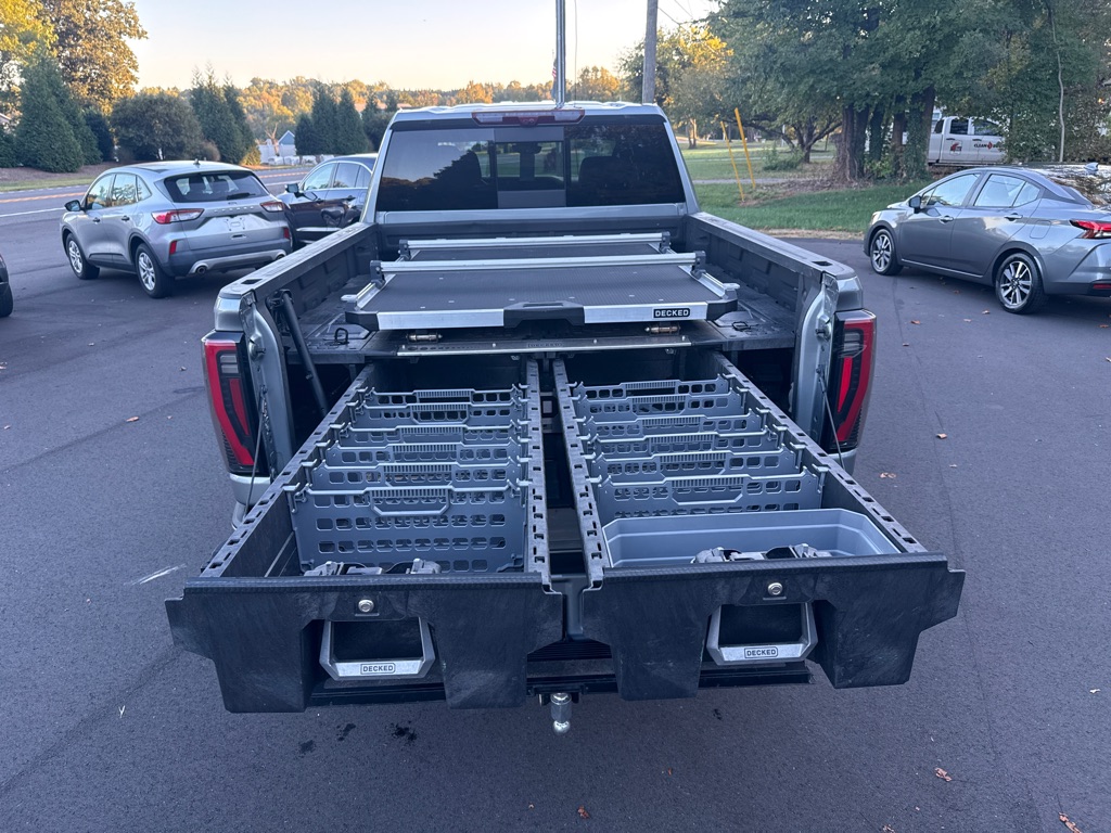 Photo 8 of this GMC SIERRA 2500HD