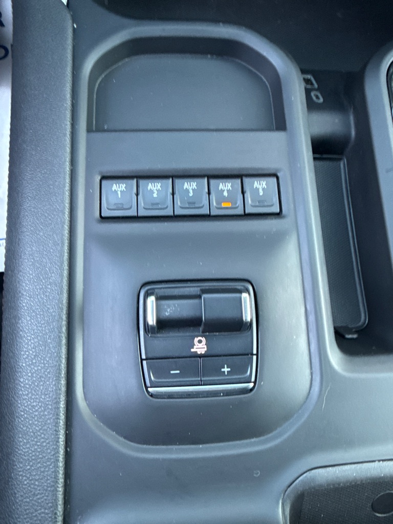 Photo 19 of this GMC SIERRA 2500HD