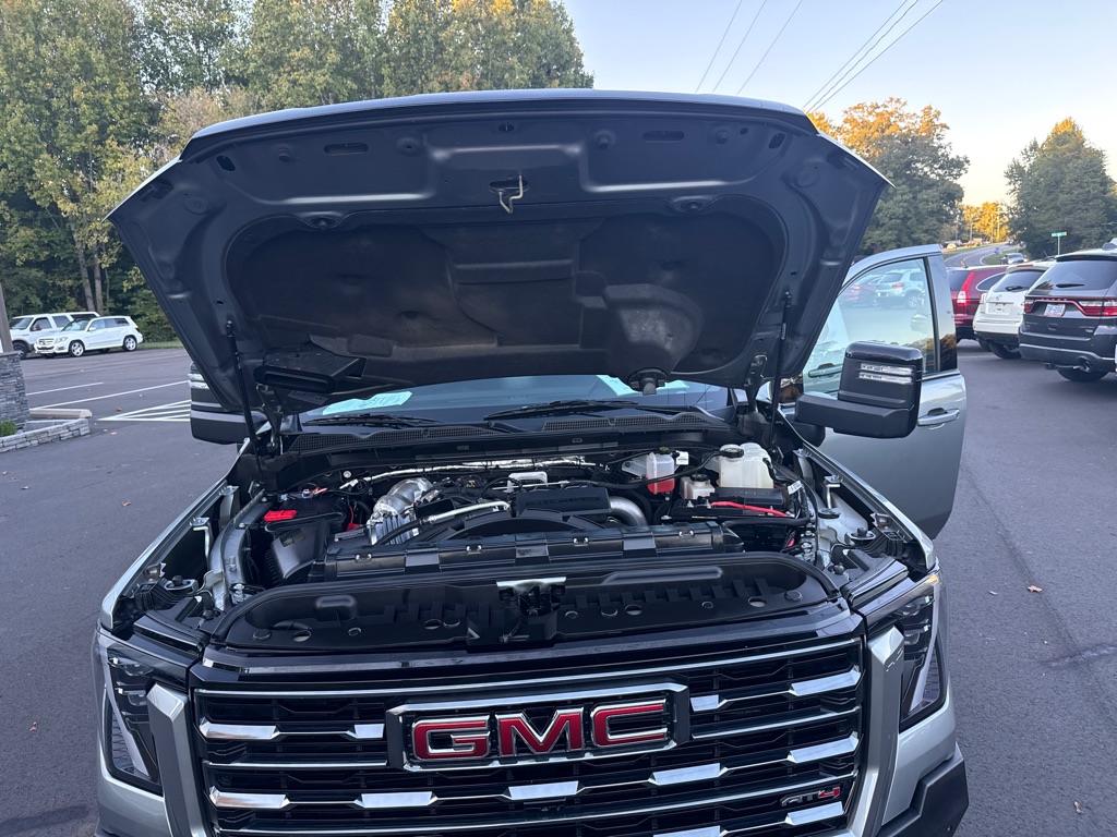 Photo 16 of this GMC SIERRA 2500HD