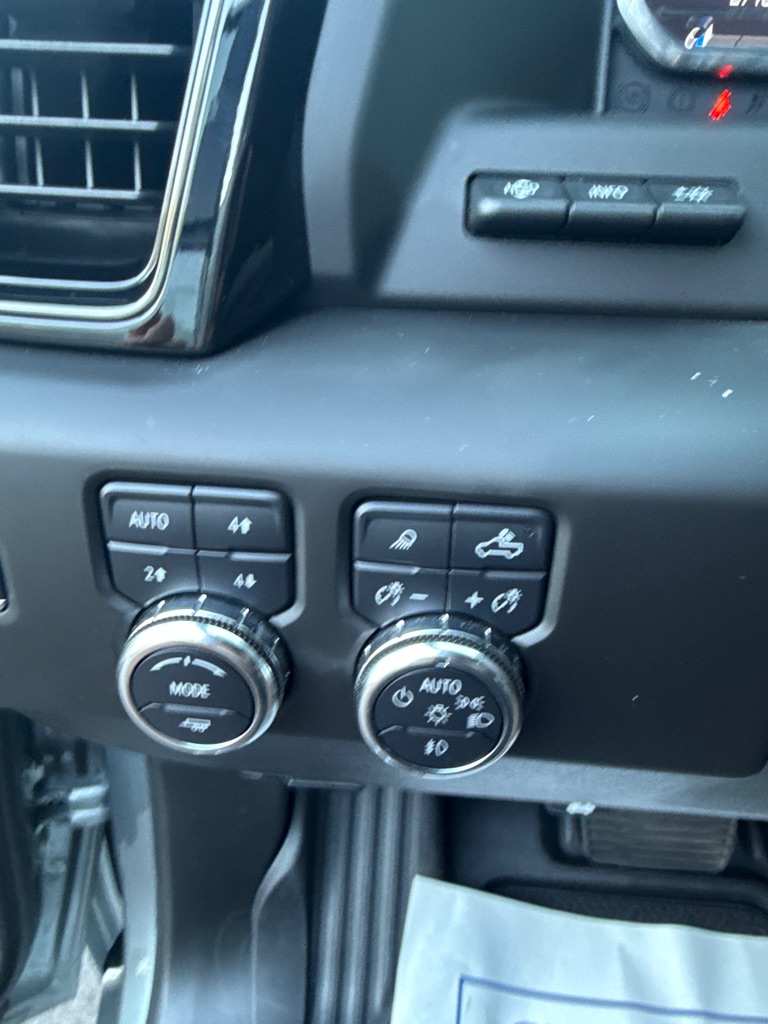 Photo 20 of this GMC SIERRA 2500HD