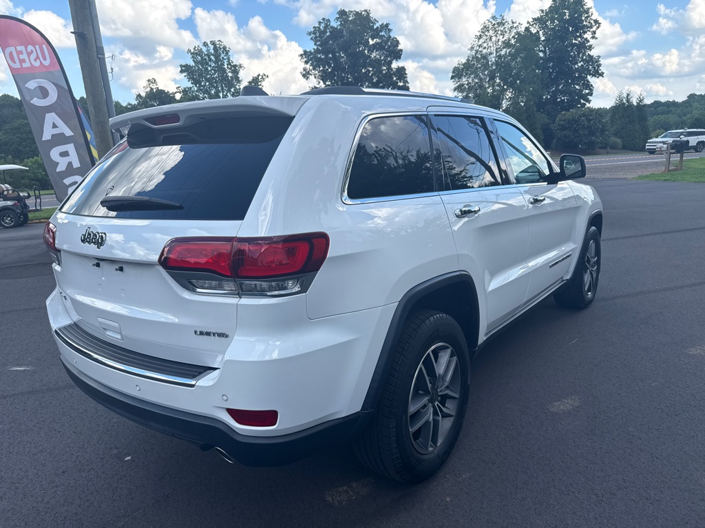 Photo 8 of this JEEP GRAND CHEROKEE