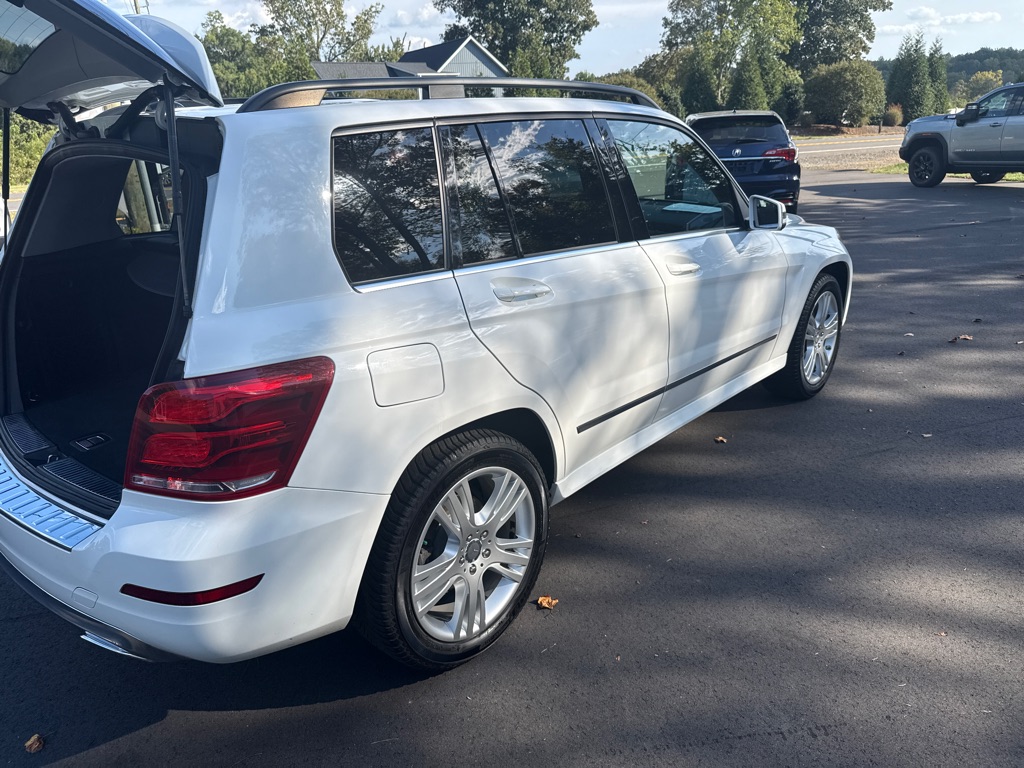 Photo 9 of this MERCEDES-BENZ GLK