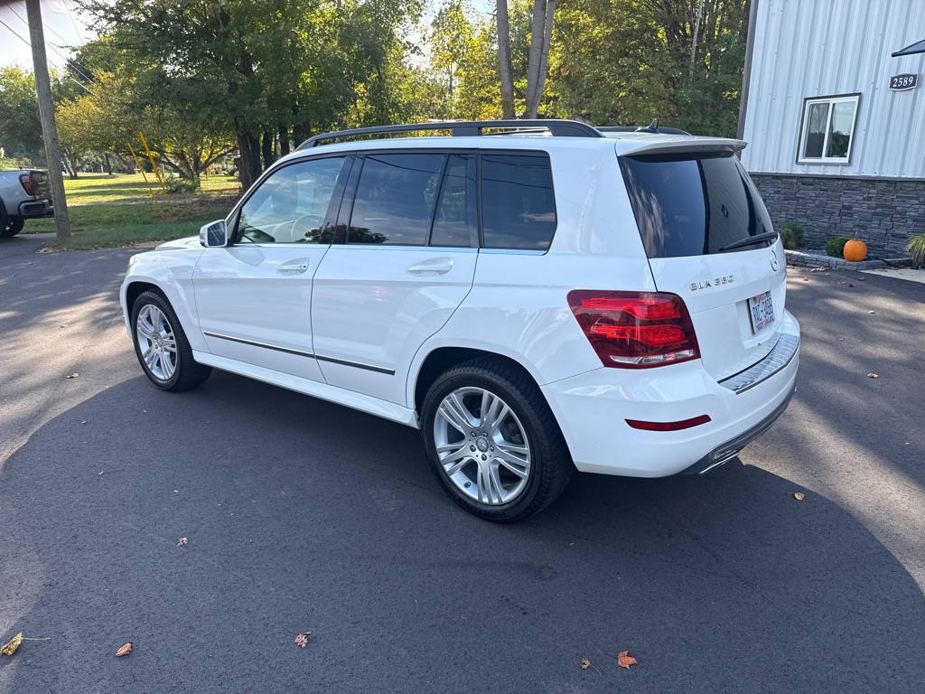 Photo 6 of this MERCEDES-BENZ GLK