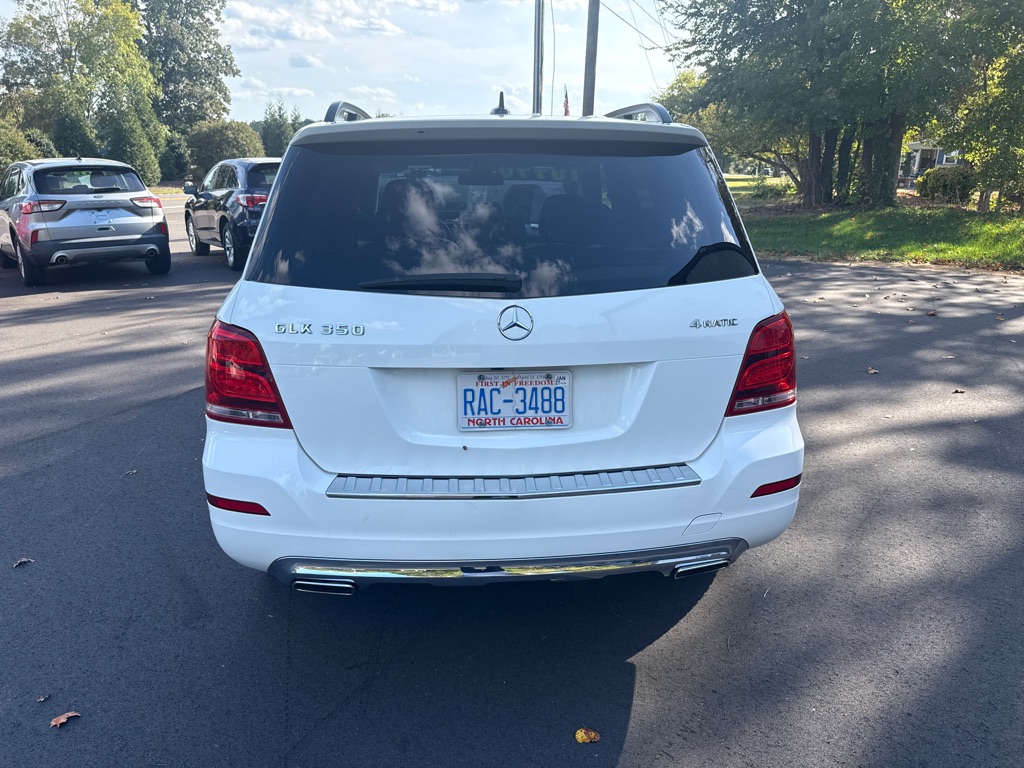 Photo 7 of this MERCEDES-BENZ GLK