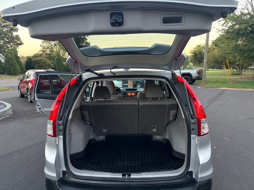 Photo 12 of this HONDA CR-V