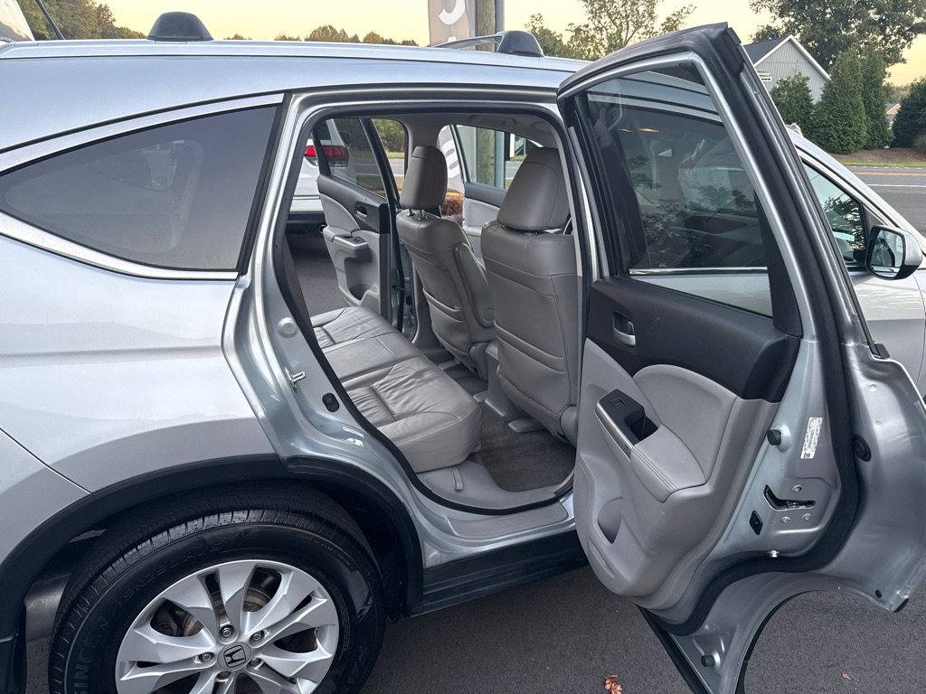 Photo 13 of this HONDA CR-V