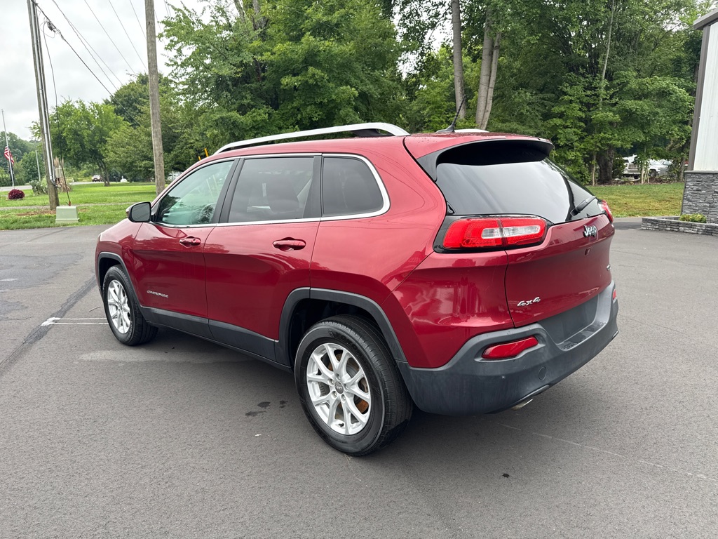 Photo 6 of this JEEP CHEROKEE