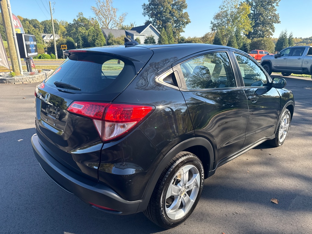 Photo 8 of this HONDA HR-V