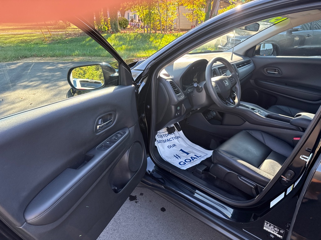 Photo 9 of this HONDA HR-V