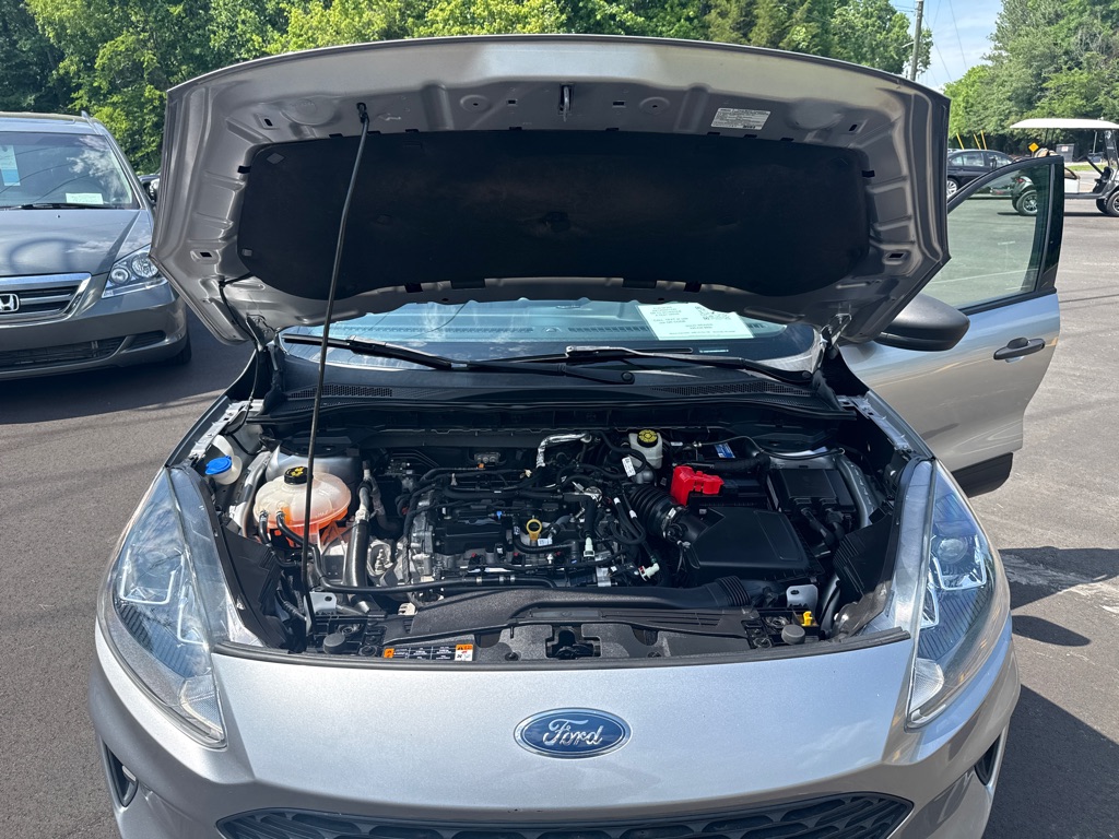 Photo 14 of this FORD ESCAPE
