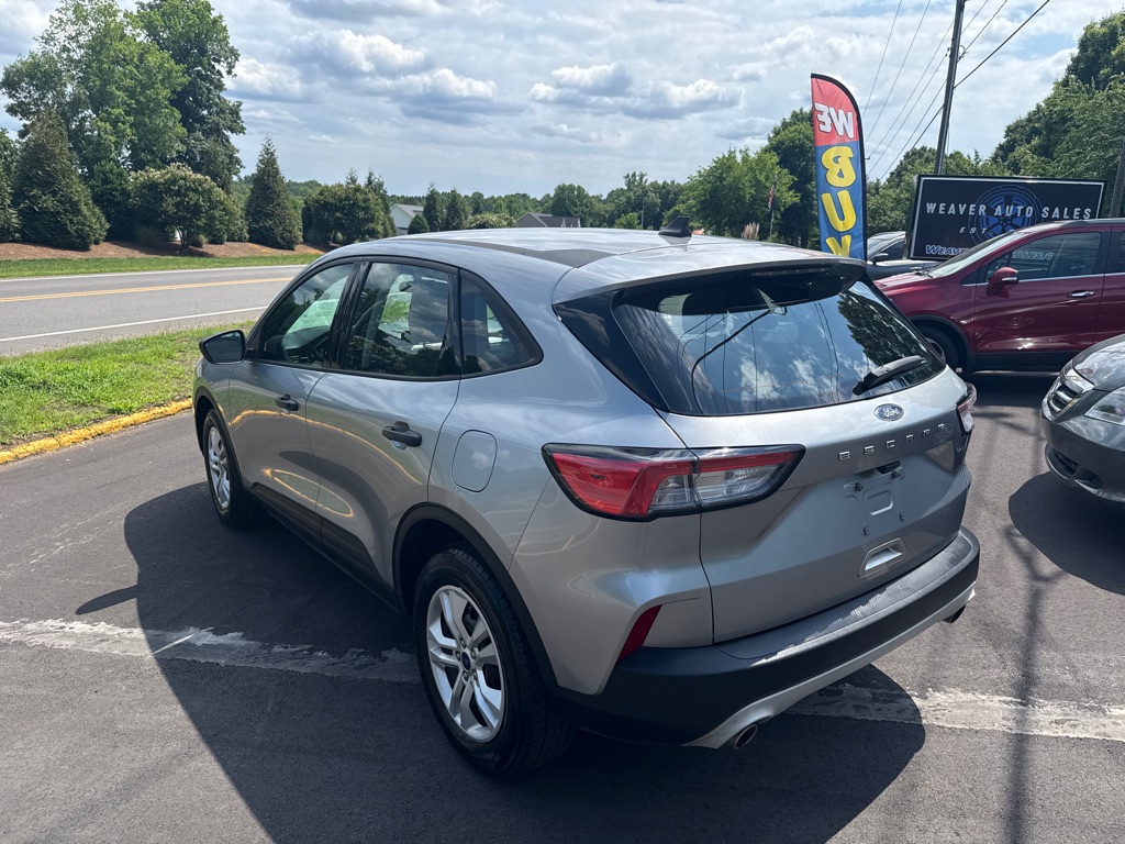 Photo 8 of this FORD ESCAPE