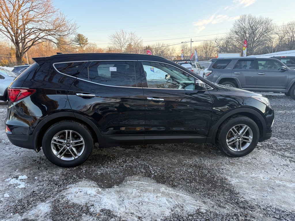 Additional photo of vehicle.
