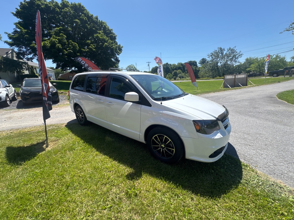 Additional photo of vehicle.