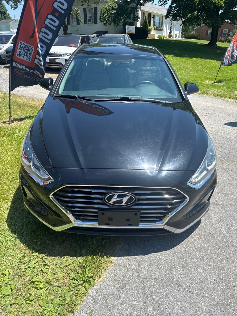 Additional photo of vehicle.