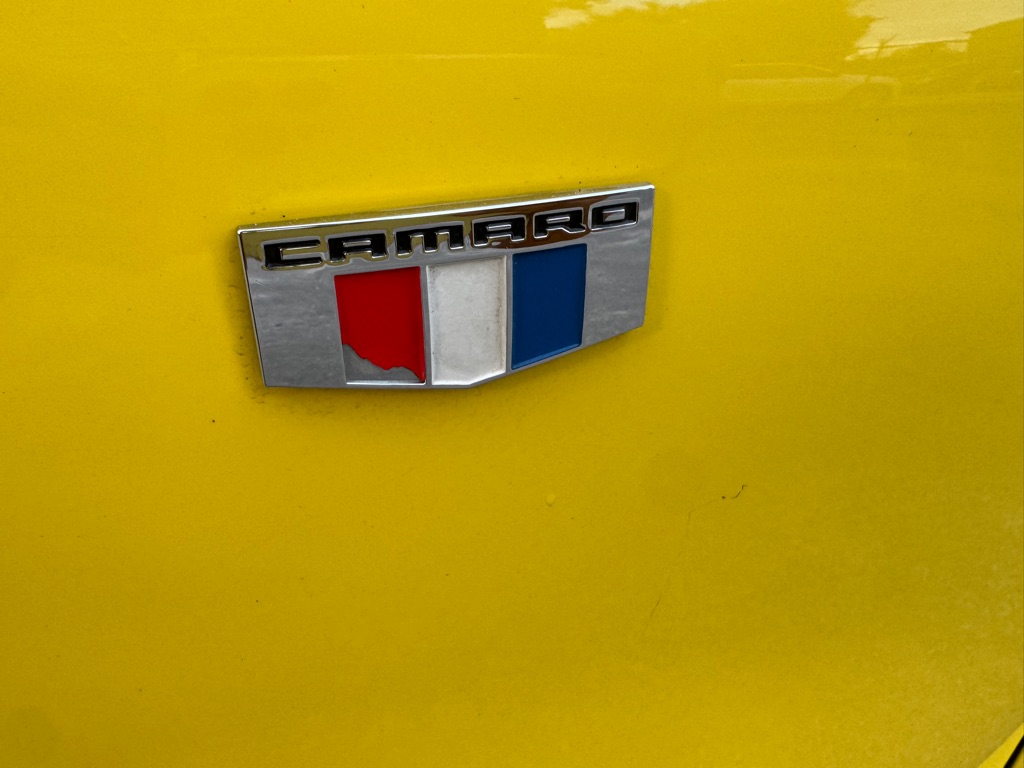 Photo 11 of this CHEVROLET CAMARO