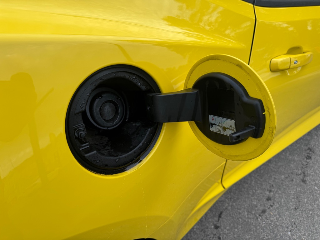 Photo 15 of this CHEVROLET CAMARO