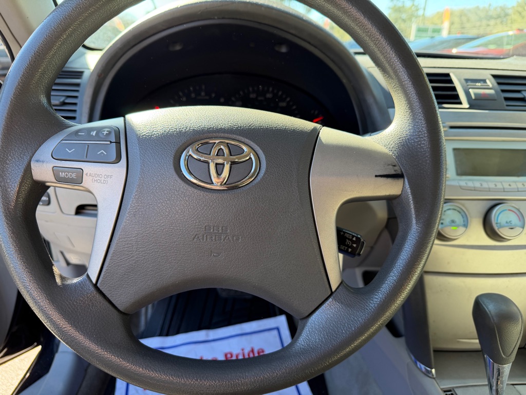 Photo 17 of this TOYOTA CAMRY