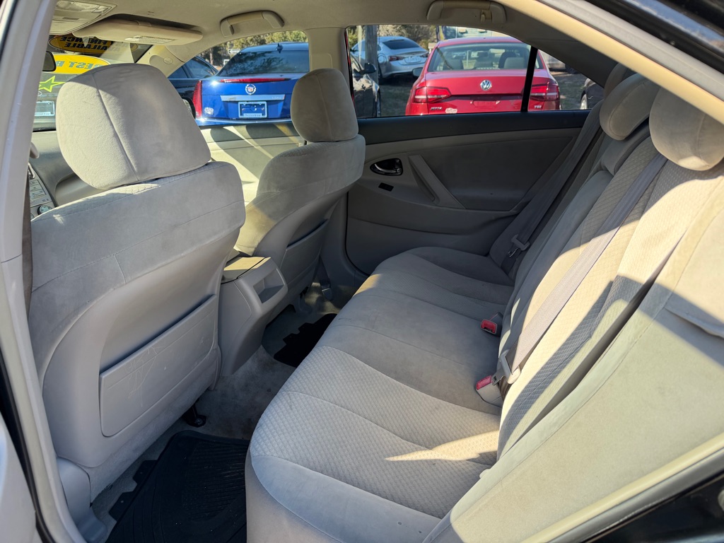 Photo 12 of this TOYOTA CAMRY