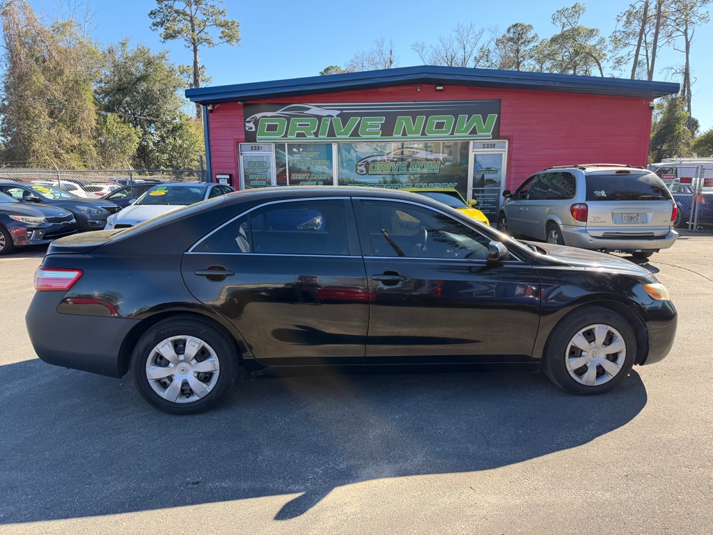 Photo 8 of this TOYOTA CAMRY