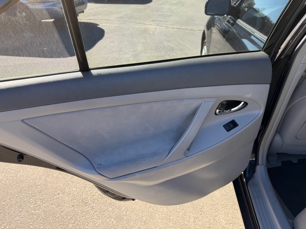 Photo 11 of this TOYOTA CAMRY