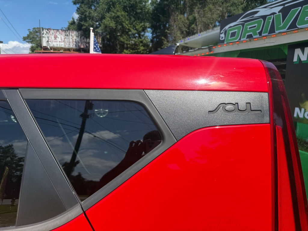 Photo 11 of this KIA SOUL