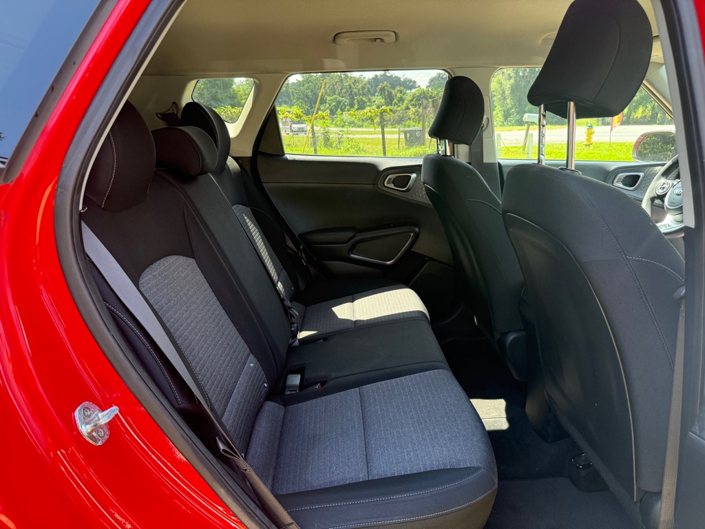 Photo 36 of this KIA SOUL